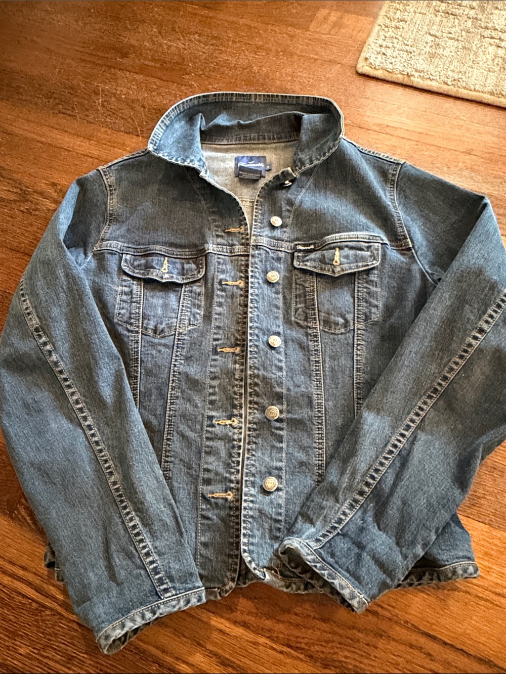 Classic women’s Denim Jacket - Blue